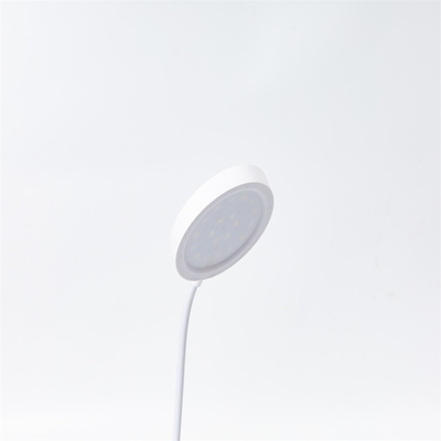 읽기 및 공부를 위해 조정 가능한 색 온도와 함께 접히는 5W LED 테이블 램프