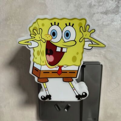 야간 조명 전압 110-240V의 전원 플러그