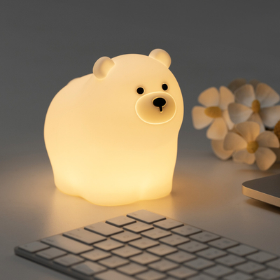 OEM LED 귀여운 만화 실리콘 곰 잠자리 램프 Usb 재충전 가능한 밤 램프 아기 침실 침대 나이트 라이트