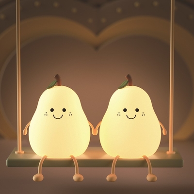 고품질의 재충전 가능한 RGB 무선 LED 야간 조명 아기 / 아이용 디메이블 테이블 램프 사랑스러운 실리콘 디자인