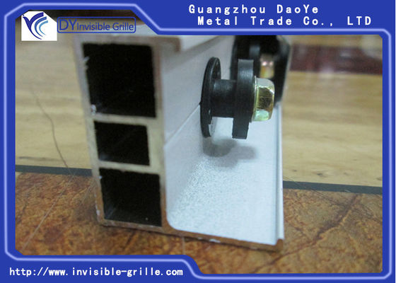 철도, 보이지 않는 그릴 알루미늄 트렉 채널을 미끄러지게 하는 고정된 알루미늄