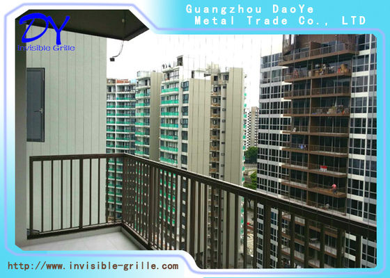 어린이들의 안전을 위한 녹슬지 않는 케이블선 앤티 러스트 보이지 않는 발코니 그릴