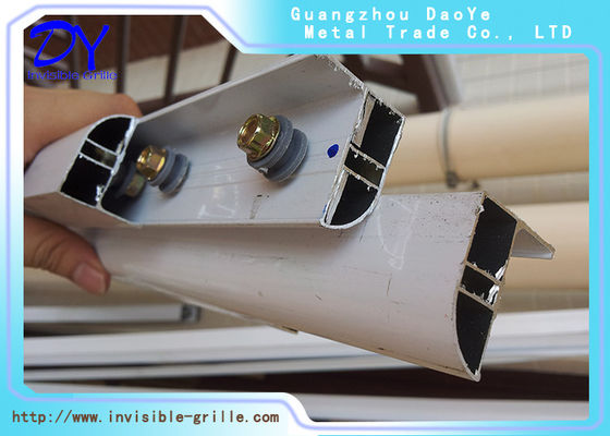 아이들 신 그릴을 위한 하얀 회색 1.5 밀리미터 알루미늄 철도노선